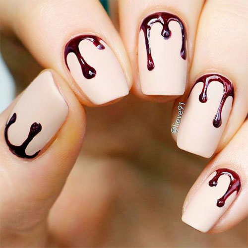 15-Last-Minute-Quick-Scary-Halloween-Nails-Art-Designs-2019-9