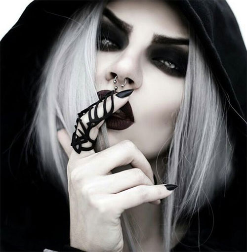 18-Horrifying-Devil-Halloween-Face-Makeup-Ideas-Styles-Trends-2019-4